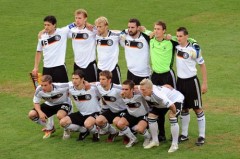 皇马激战皇社客场取胜，马竞赛季首胜积分榜提升